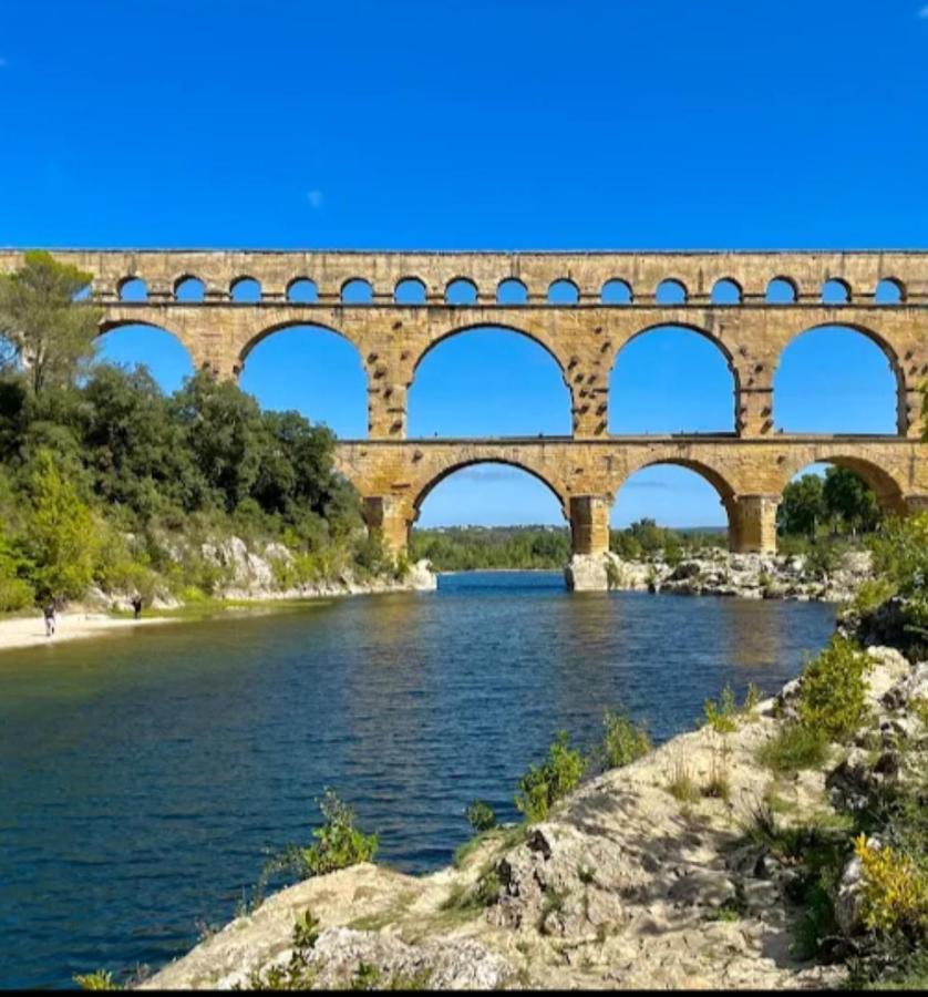 Gite Les Cigales Rochefort-du-Gard Esterno foto